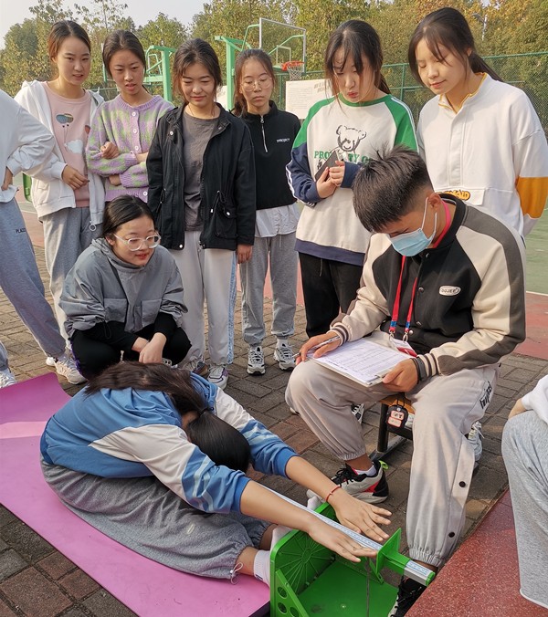 国家学生体质健康标准数据管理系统小学生上报数据 (国家学生体质健康标准登记卡怎么填)